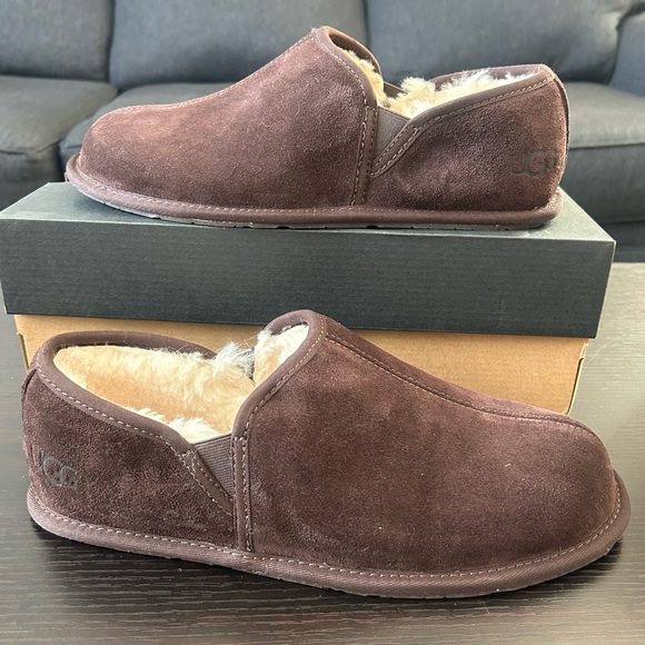 UGG SCUFF ROMEO ll SLIPPERS - Picture 1 of 6